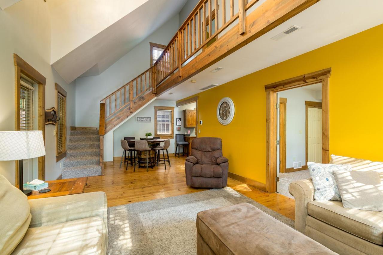 Blue Spruce . Trailside Lodging Villa Millersburg Exterior foto